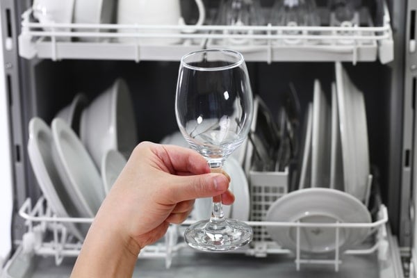 Augmented Reality Manual for Troubleshooting Dishwashers (iOS)